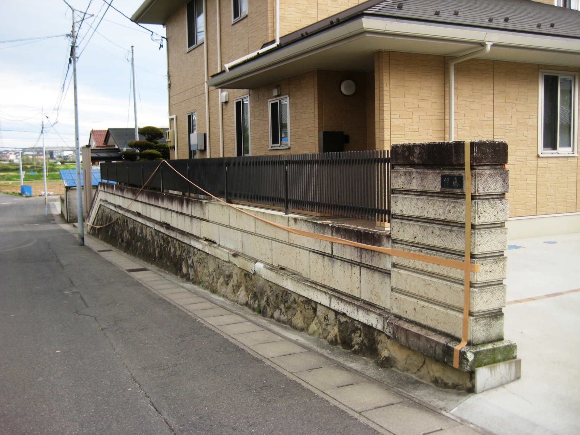 以前の雰囲気がそのまま塀のリニューアル（郡山市　Ｉ様 邸）