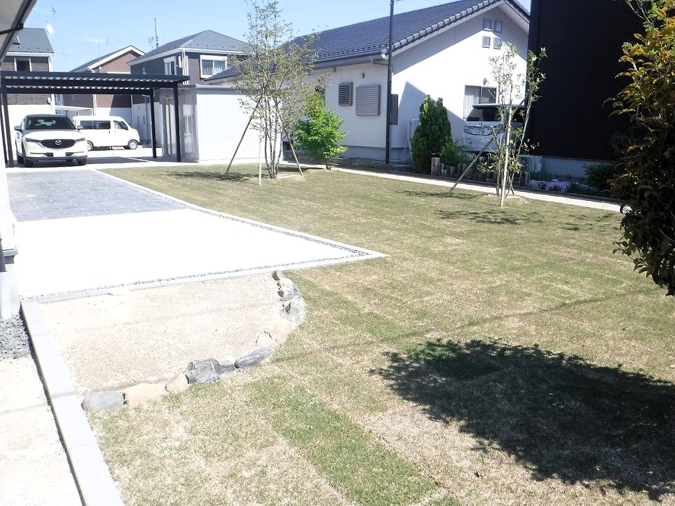 郡山市　庭まわり　カーポート　バイク倉庫