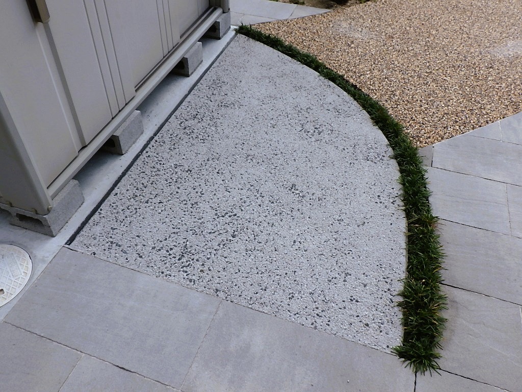 お庭　リフォーム　園路