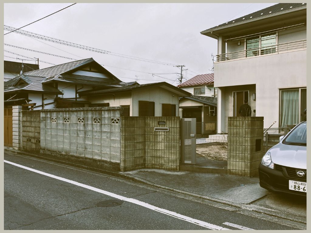 福島県郡山市　駐車場拡張工事