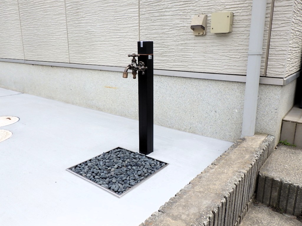 福島県郡山市の庭まわりのコンクリート、フェンス工事
